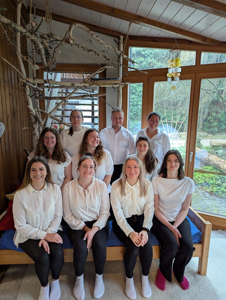 Das Team von I bedien di auf einem Gruppenfoto